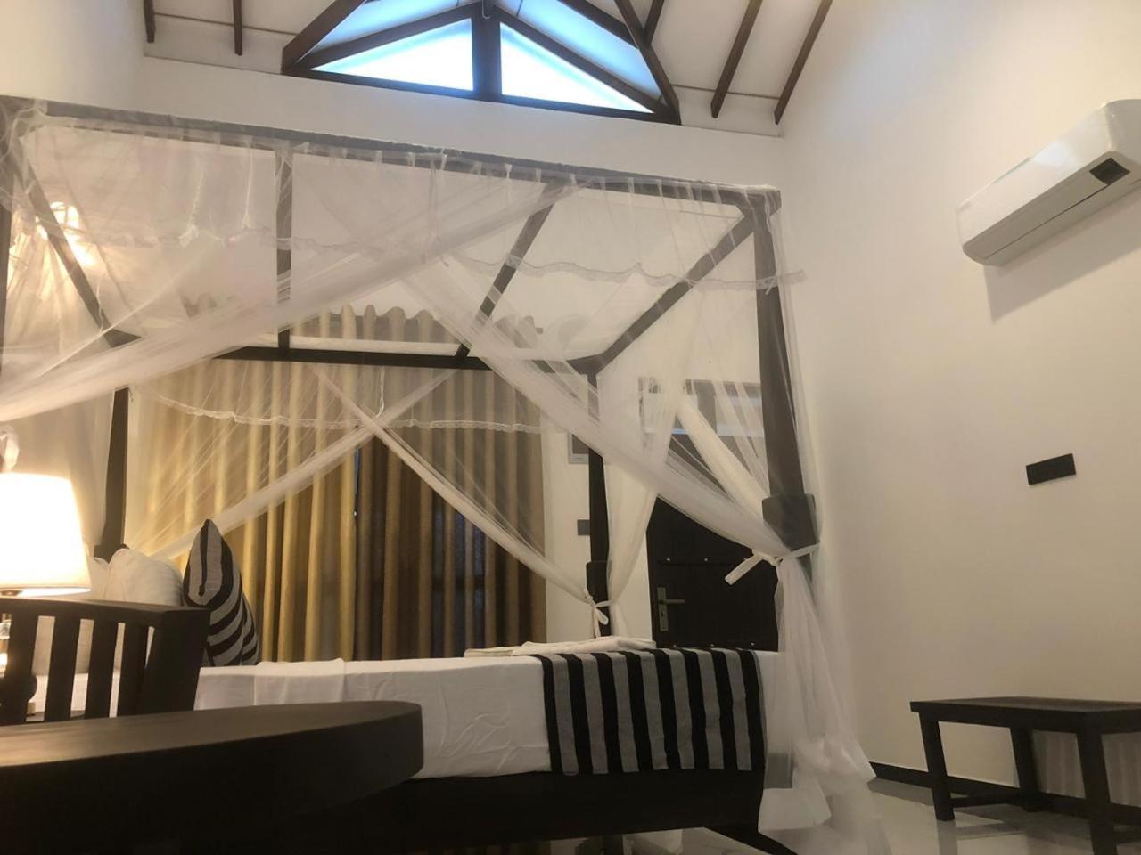 Skyresort Tangalle Exteriör bild
