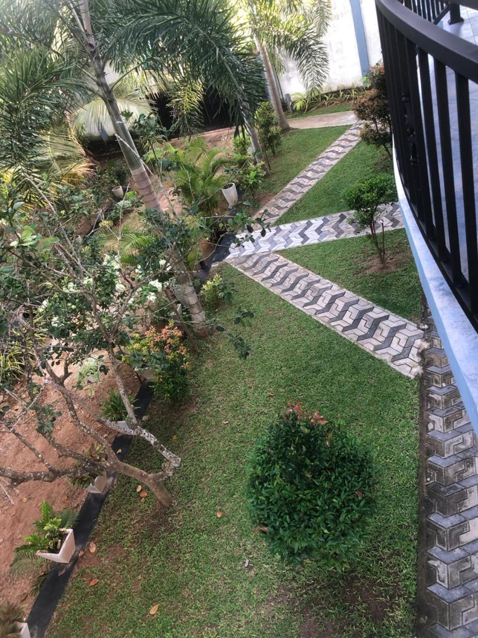 Skyresort Tangalle Exteriör bild